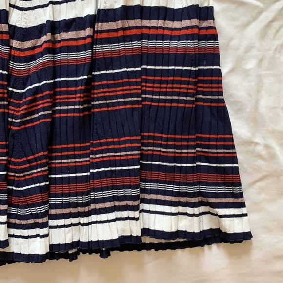 Norse Projects Juno Pleated Stripe Skirt - Picture 6 of 11